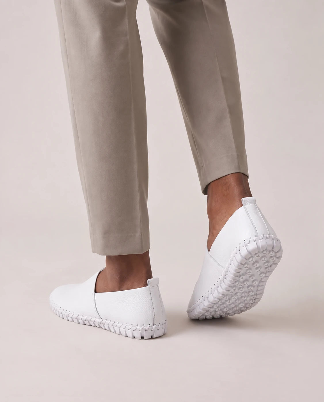 Men's Leather Slip-On Driving Loafers - Abraham - Model Back Detail