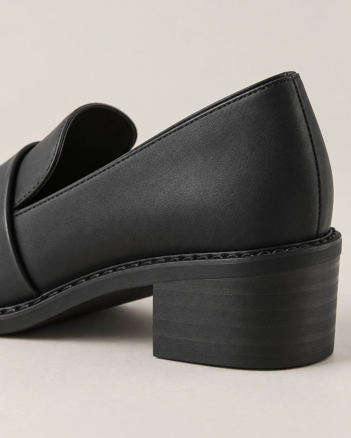 Women's Pointed-Toe Loafers - Giacinta - Stitched Welt and Block Heel