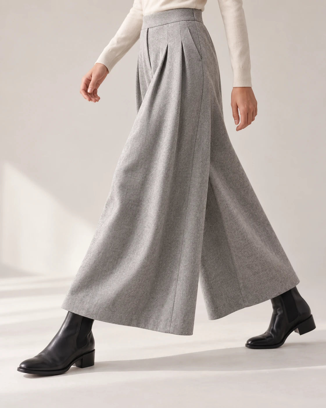 Women's Wide-Leg Culottes - Salomea - Wide Leg in Motion